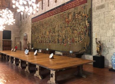 Guimaraes - Le château, la table à manger - 2024 